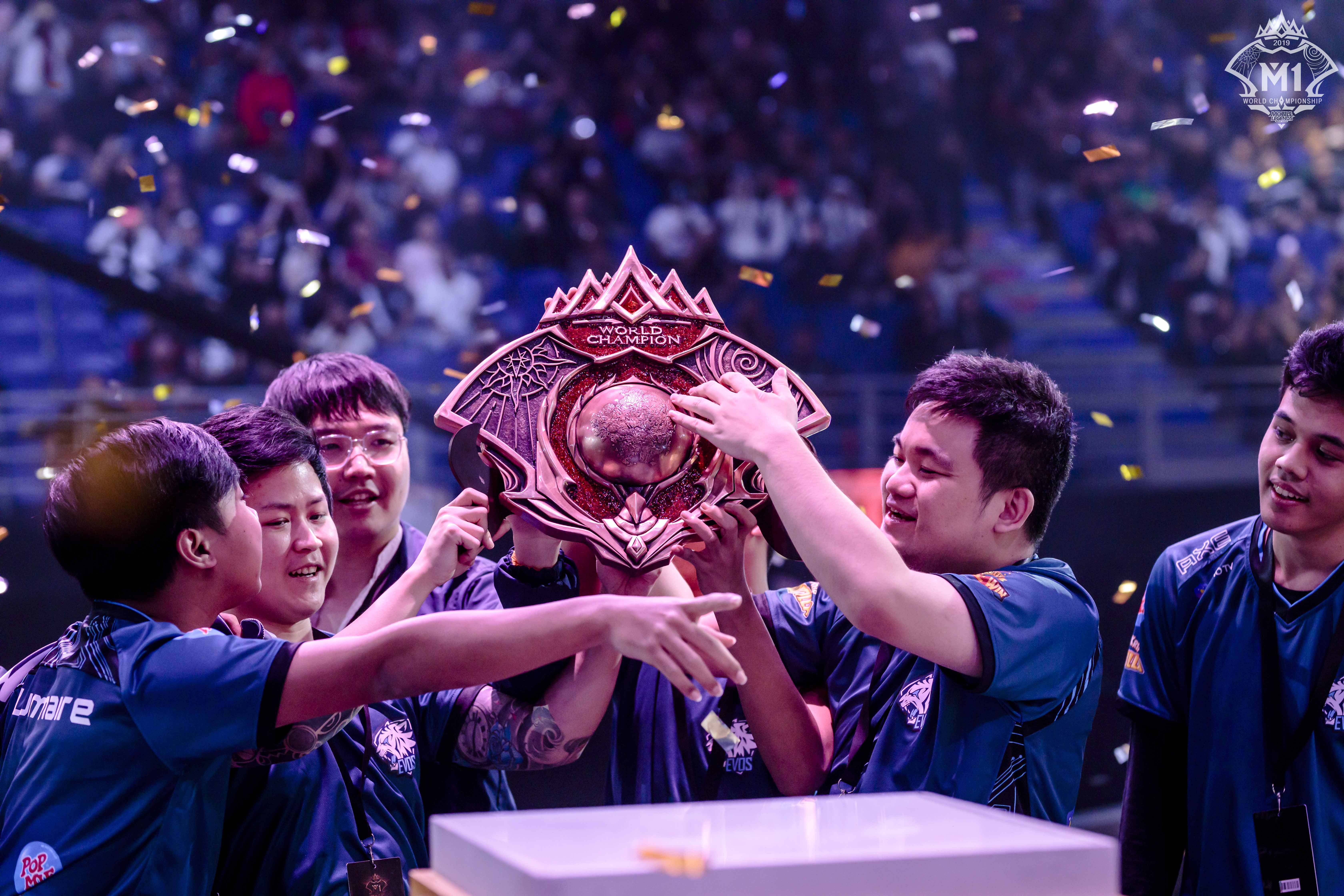 开云体育-比赛即将开始，球队们全力以赴争夺胜利！