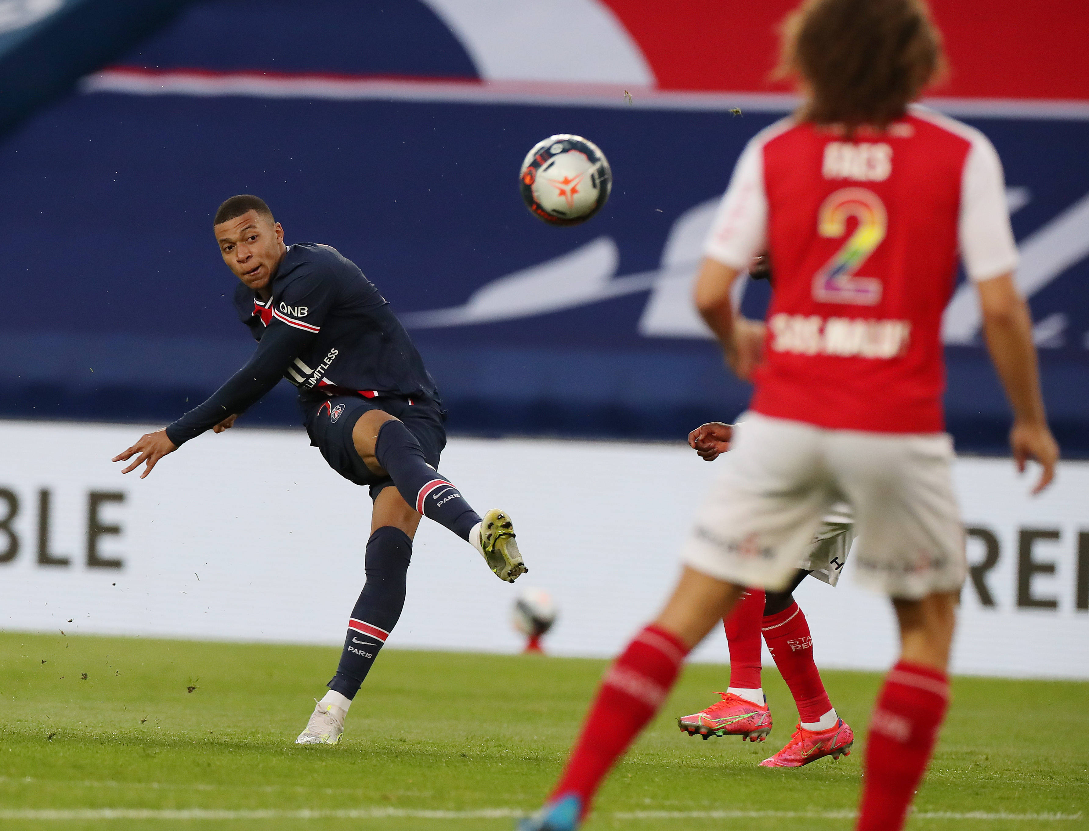 巴黎圣日耳曼队在国际赛事中铩羽而归的简单介绍