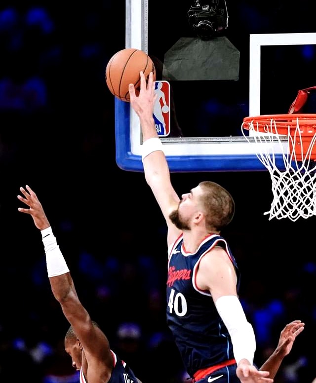 开云体育-包含尼克斯主教练泰伦卢：塑造球队新气象的词条