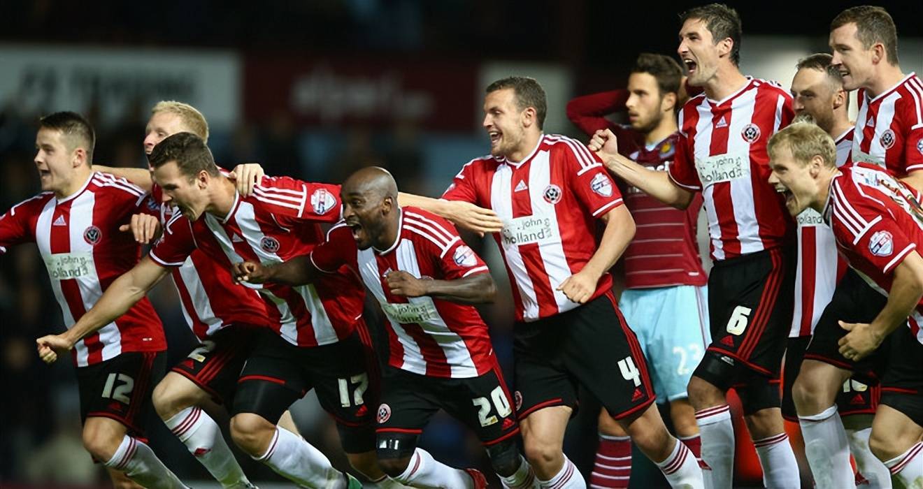 包含伯恩茅斯中场连续爆发，助球队取得连胜的词条