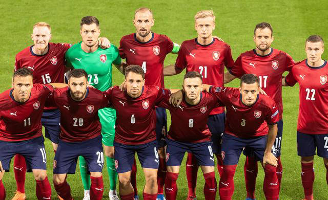 法罗群岛队在欧洲锦标赛中夺冠 法罗群岛队在欧洲锦标赛中夺冠