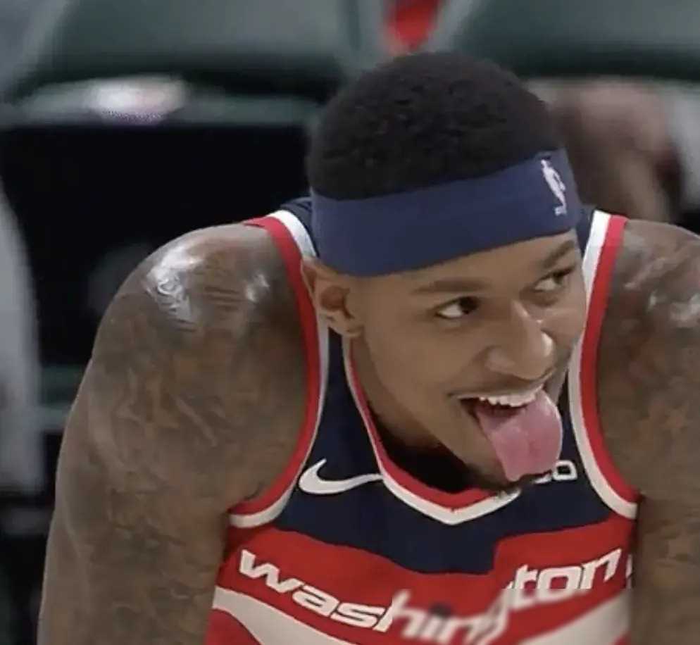 包含逆袭之战！摩洛哥选手神奇逆转晋级的词条