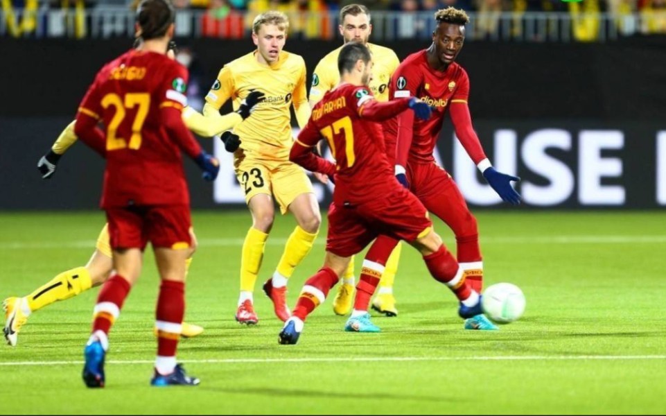 开云体育登录-罗马遭遇失利，状态不佳需调整的简单介绍