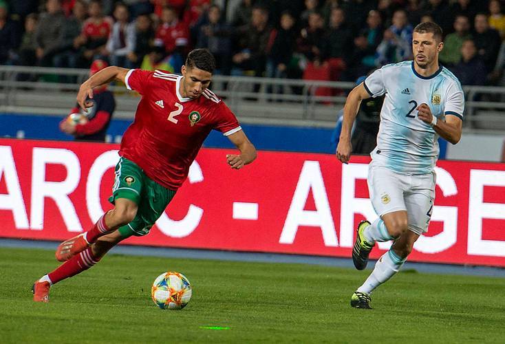 足球明星们的较量，看谁能脱颖而出的简单介绍