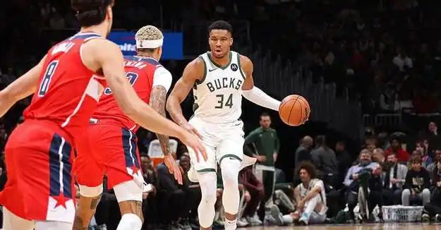 开云平台-骑士惊险逆转雄鹿，尼克斯遭遇主场失利的简单介绍