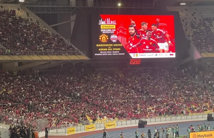 关于东南亚球队第一次晋级四强，球迷欢呼的信息