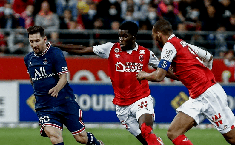 摩纳哥客场大胜勒阿弗尔，实现客场三分的简单介绍