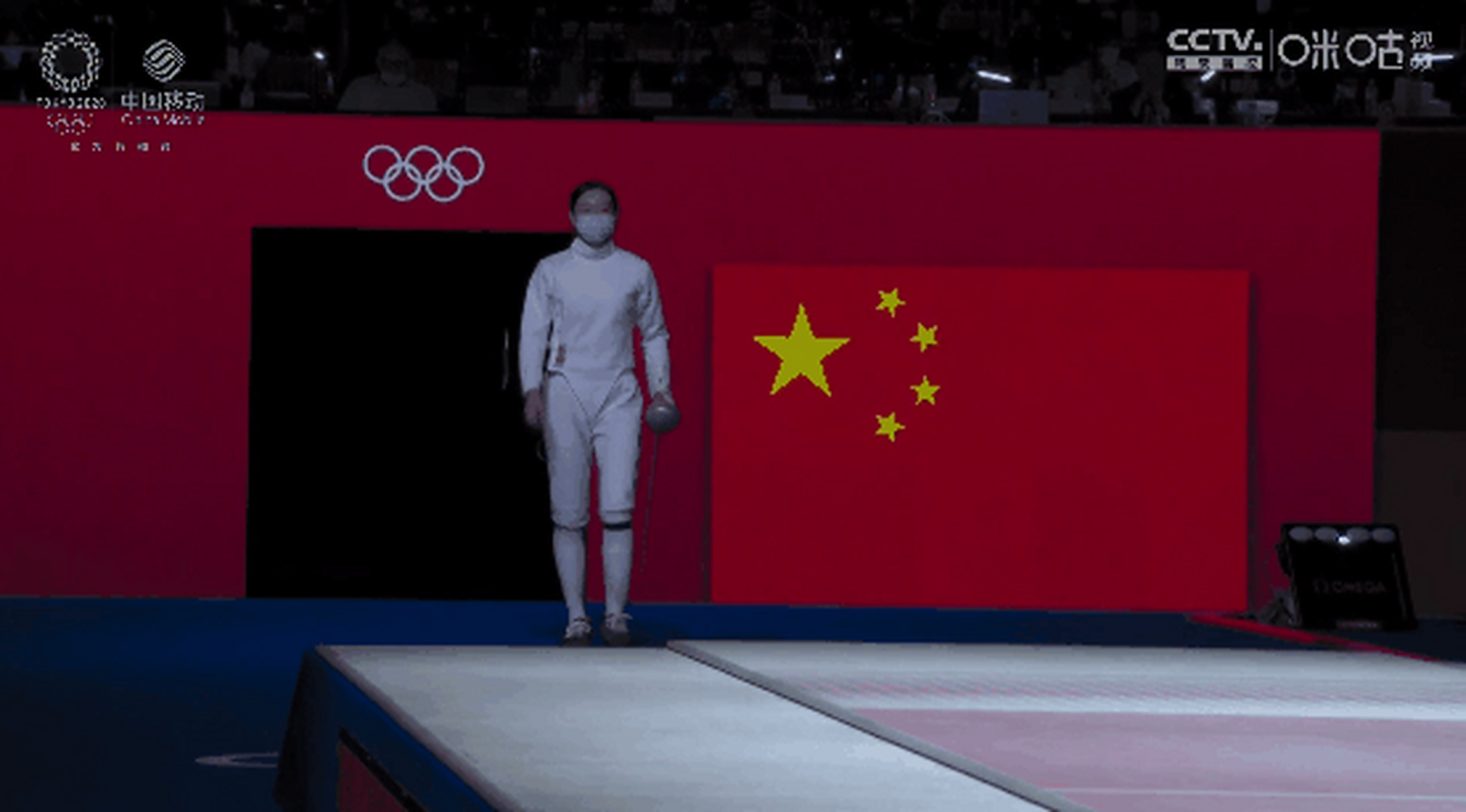 东京女子足球赛彩绘绚丽，中国队勇往直前