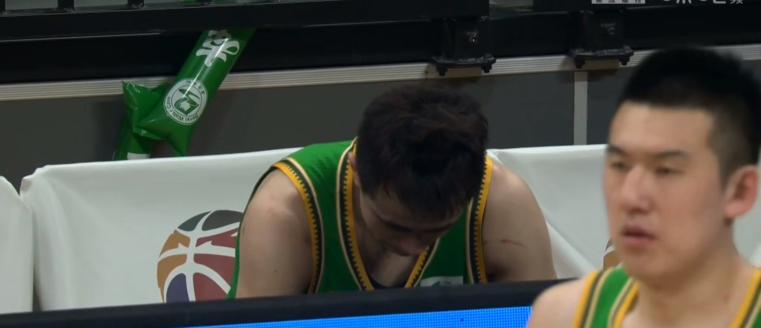 开云下载-篮网队核心受伤，球队实力受影响