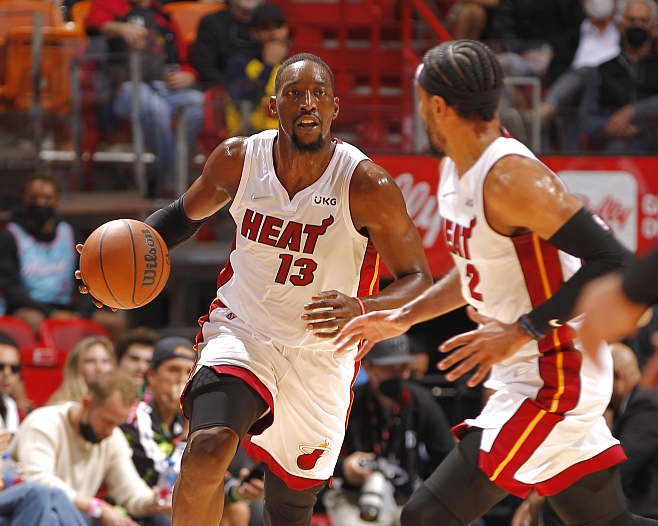 关于开拓者队战胜目前排名第一球队，实力备受质疑的信息