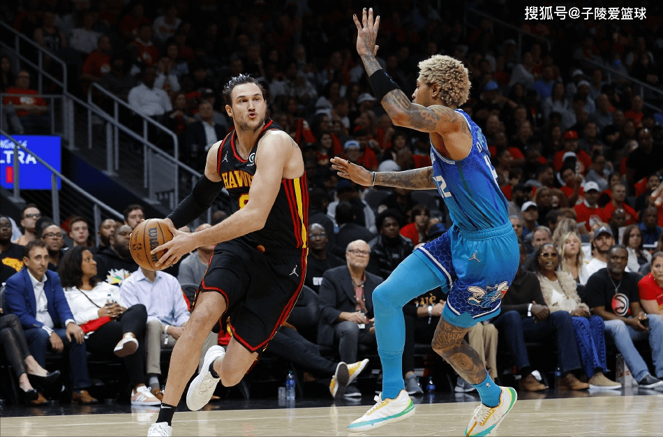 开云体育APP下载-包含黄蜂外线命中率大幅提升，轻松战胜老鹰的词条