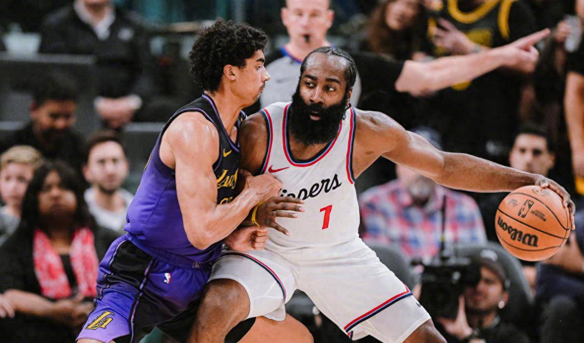 火箭近期大胜湖人,哈登再创佳绩 火箭近期大胜湖人,哈登再创佳绩