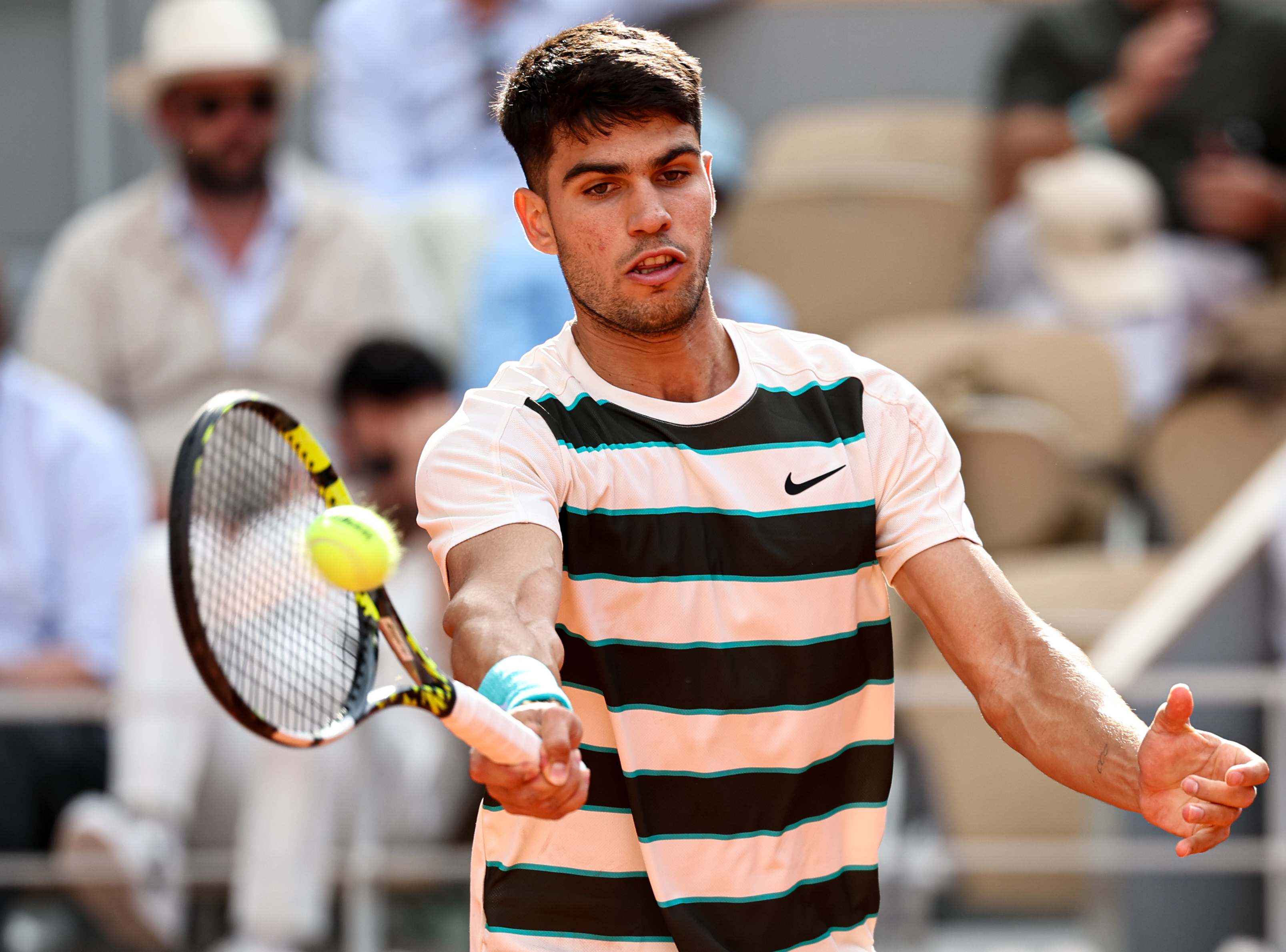 世界网球队完胜西班牙网球队，阿尔卡拉斯惊艳世界的简单介绍