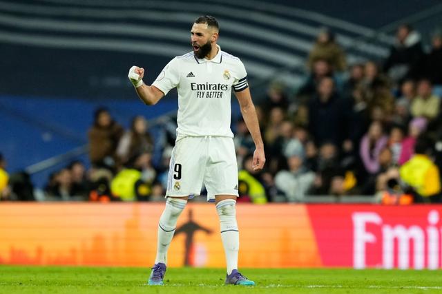 包含马德里竞技逆转巴西，本泽马爆发神勇的词条