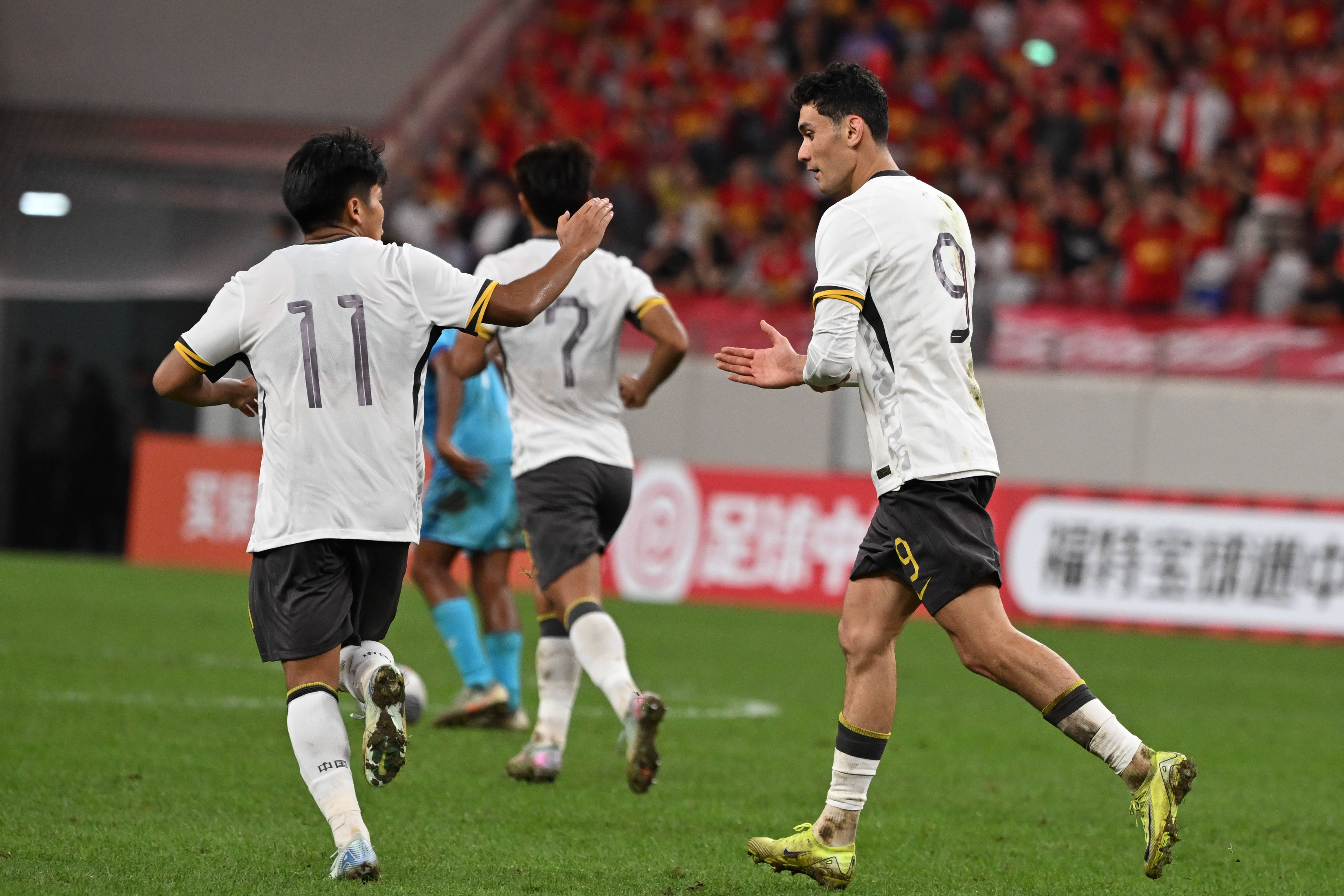 开云体育官网-亚洲杯官方发布赛后数据，表现引争议