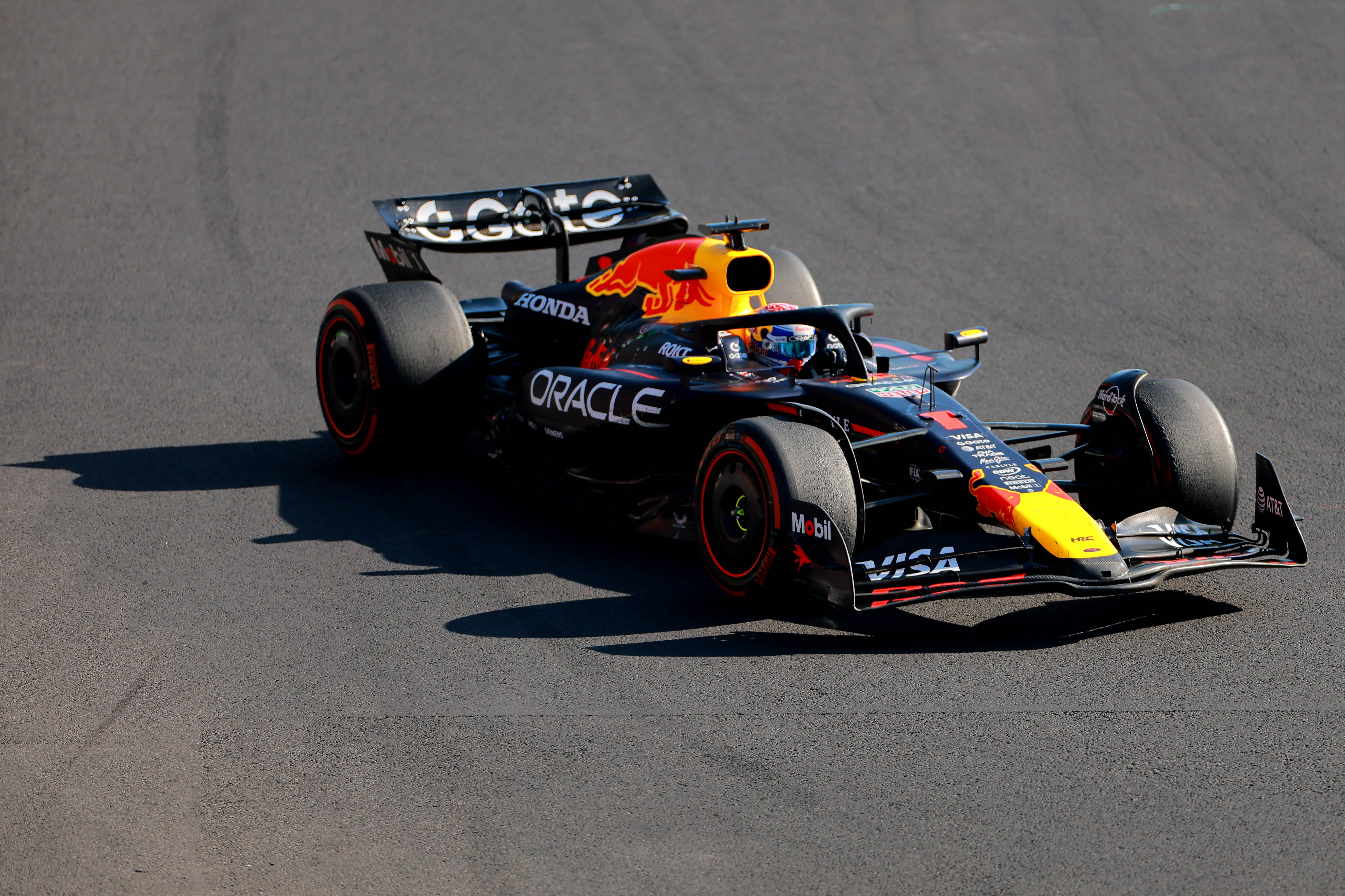 开云体育app-法拉利力克红牛车队，诺里斯带队取胜