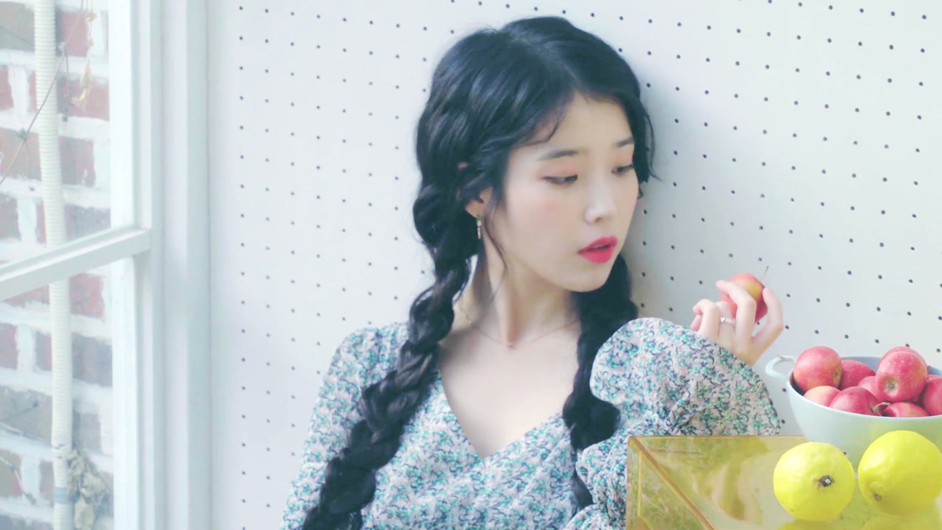 开云体育APP下载-引擎轰鸣与终场哨响，当赛道极速遇上篮球绝杀