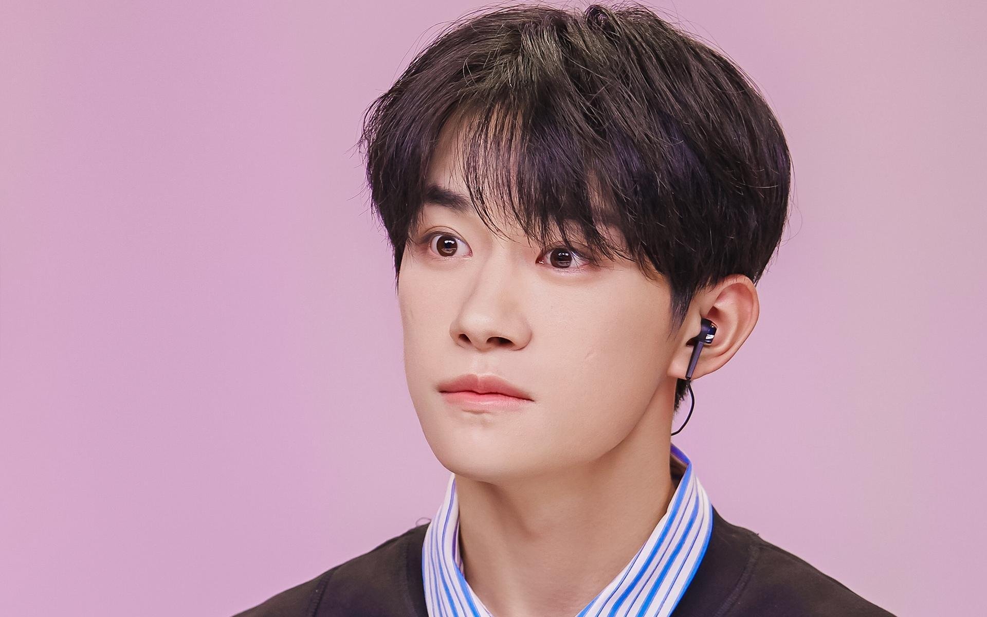 开云体育中国-浓眉哥57分创赛季新高，步行者压哨逆转上演迈阿密惊魂夜