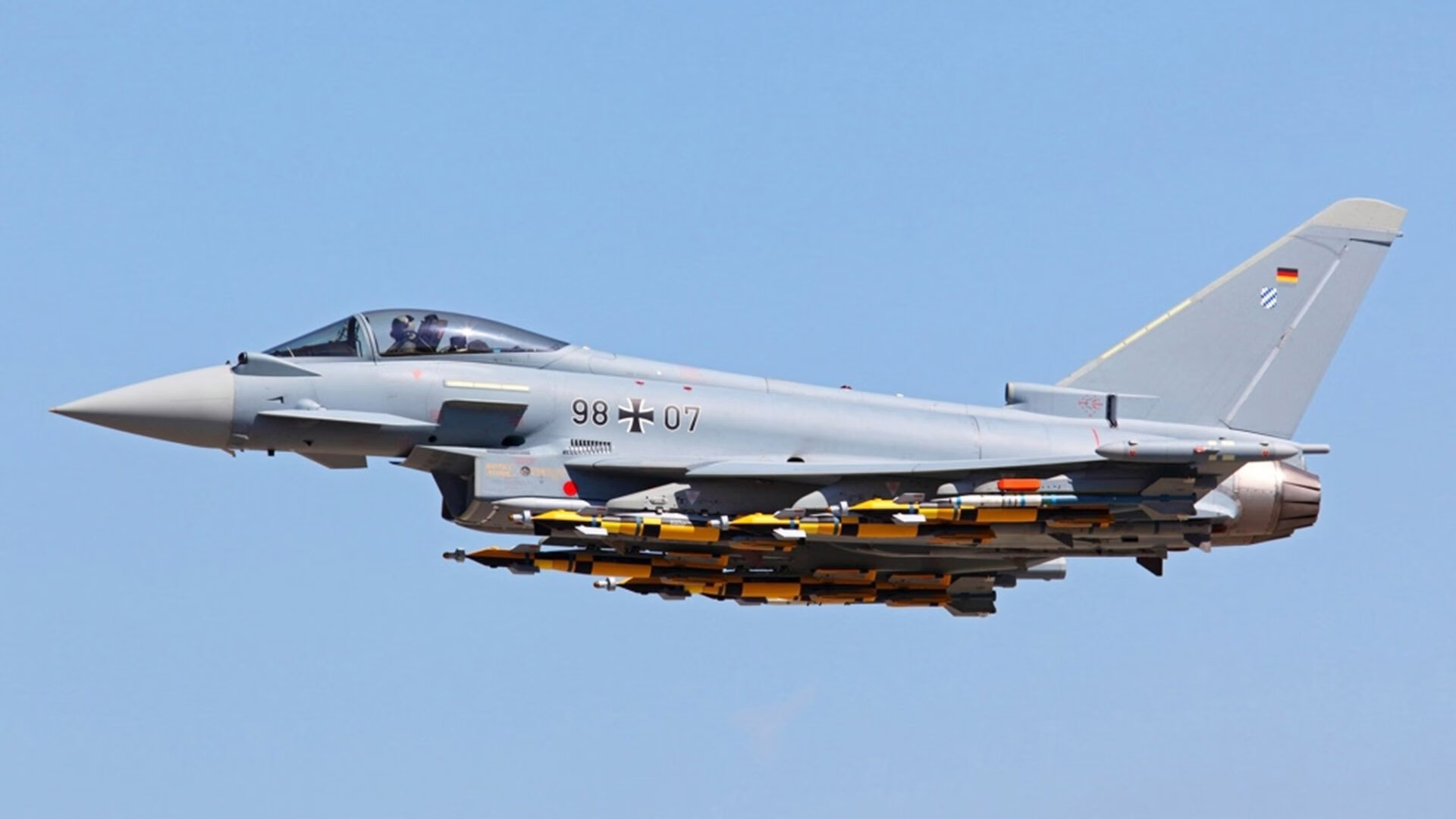 利拉德节奏完全掌控,上海队对阵马刺的战术制胜篇章