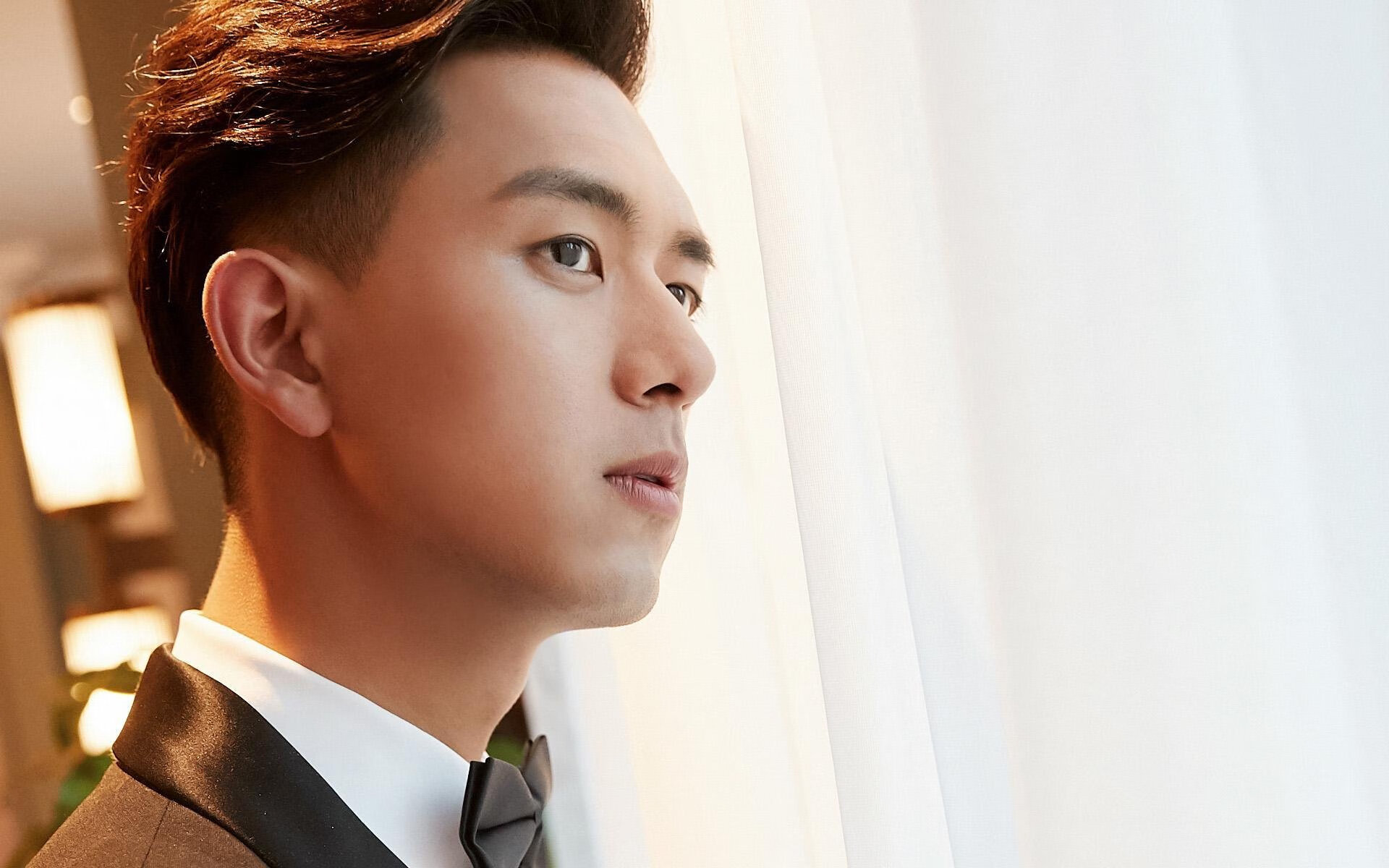 两个战场，一种胜利，冰岛的史诗鏖战与迪马利亚的决赛接管