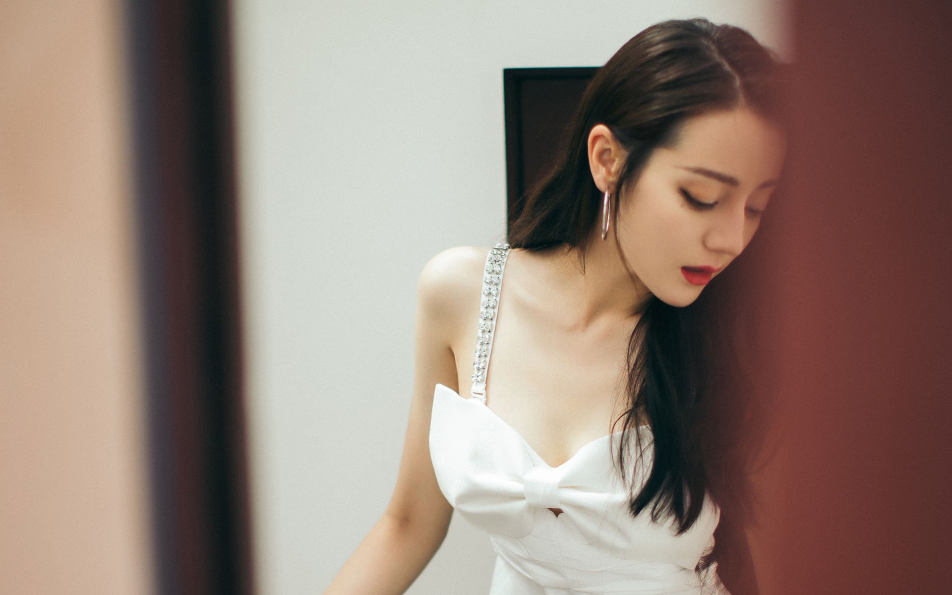 塞维利亚逆转淘汰英格兰球队，弗拉霍维奇梅开二度封神