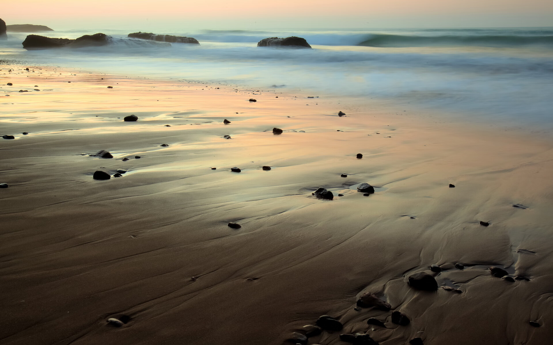 南美风暴席卷圣西罗，乌拉圭铁血末节与加维的新王加冕仪式