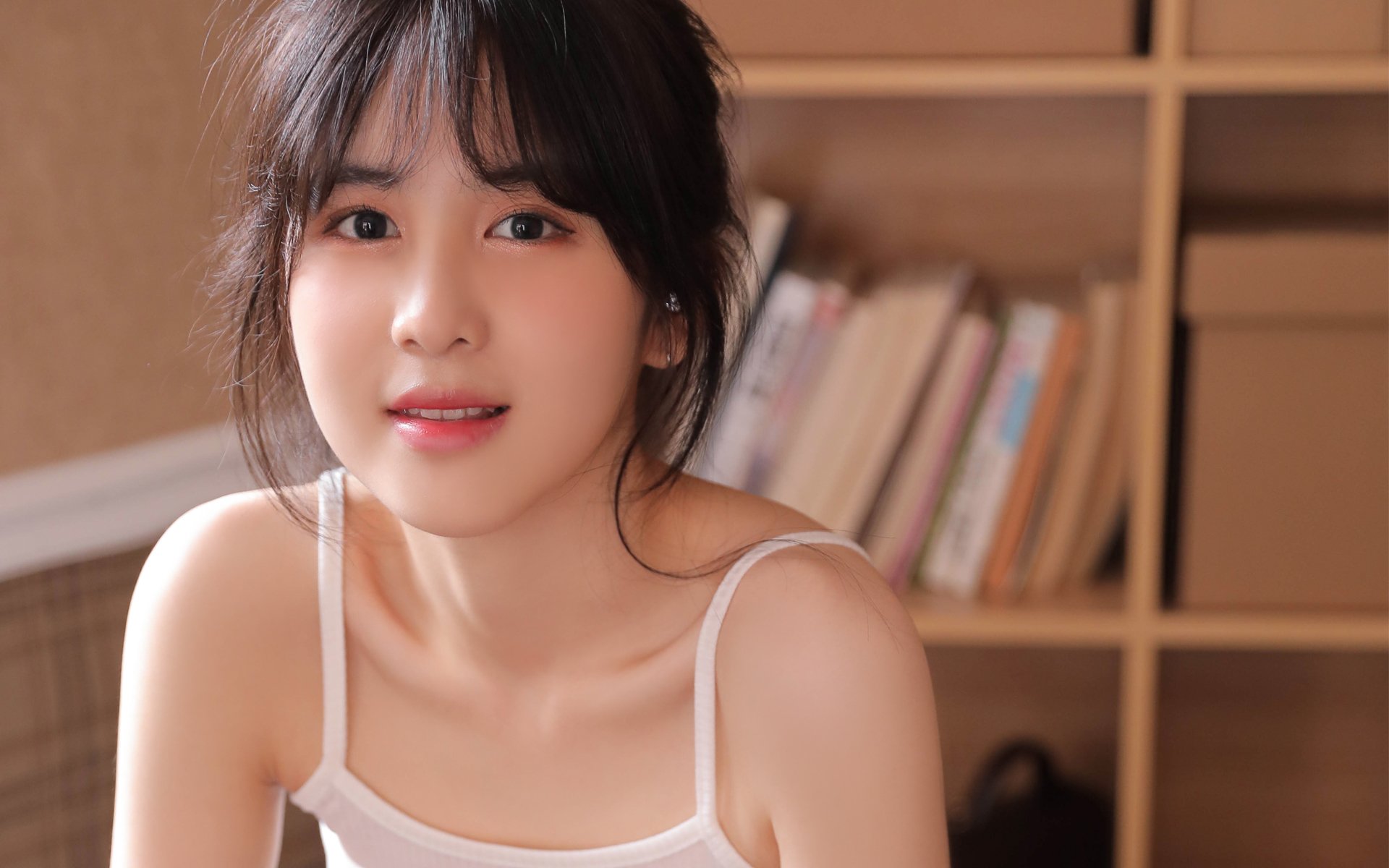 卢卡库爆发，切尔西斩落AC米兰，欧冠之夜的红蓝对决